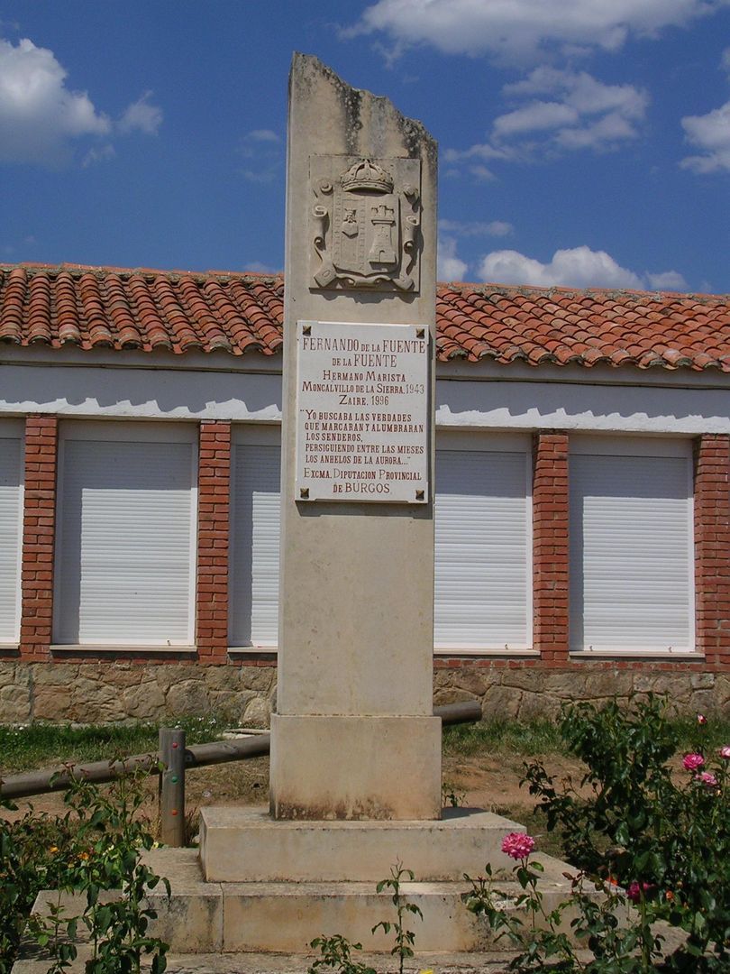 Monumento a Fernando de la Fuente de la Fuente